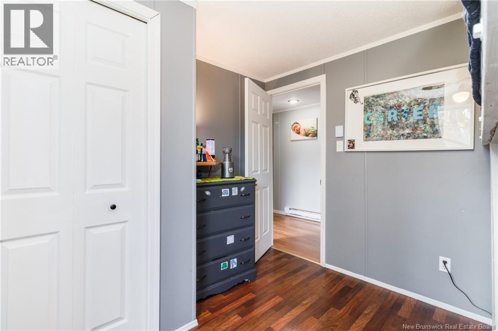 18 Ramsey Street - 21