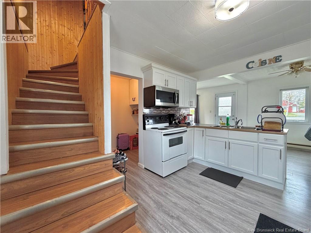 1585 Robertville - 17