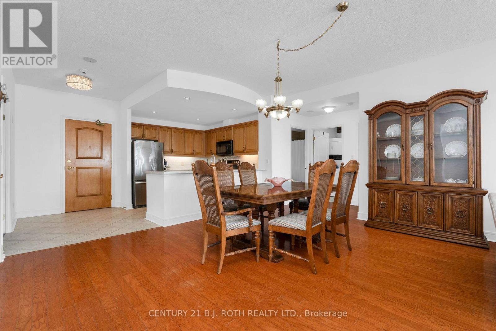 #1402 2 TORONTO STREET - 11