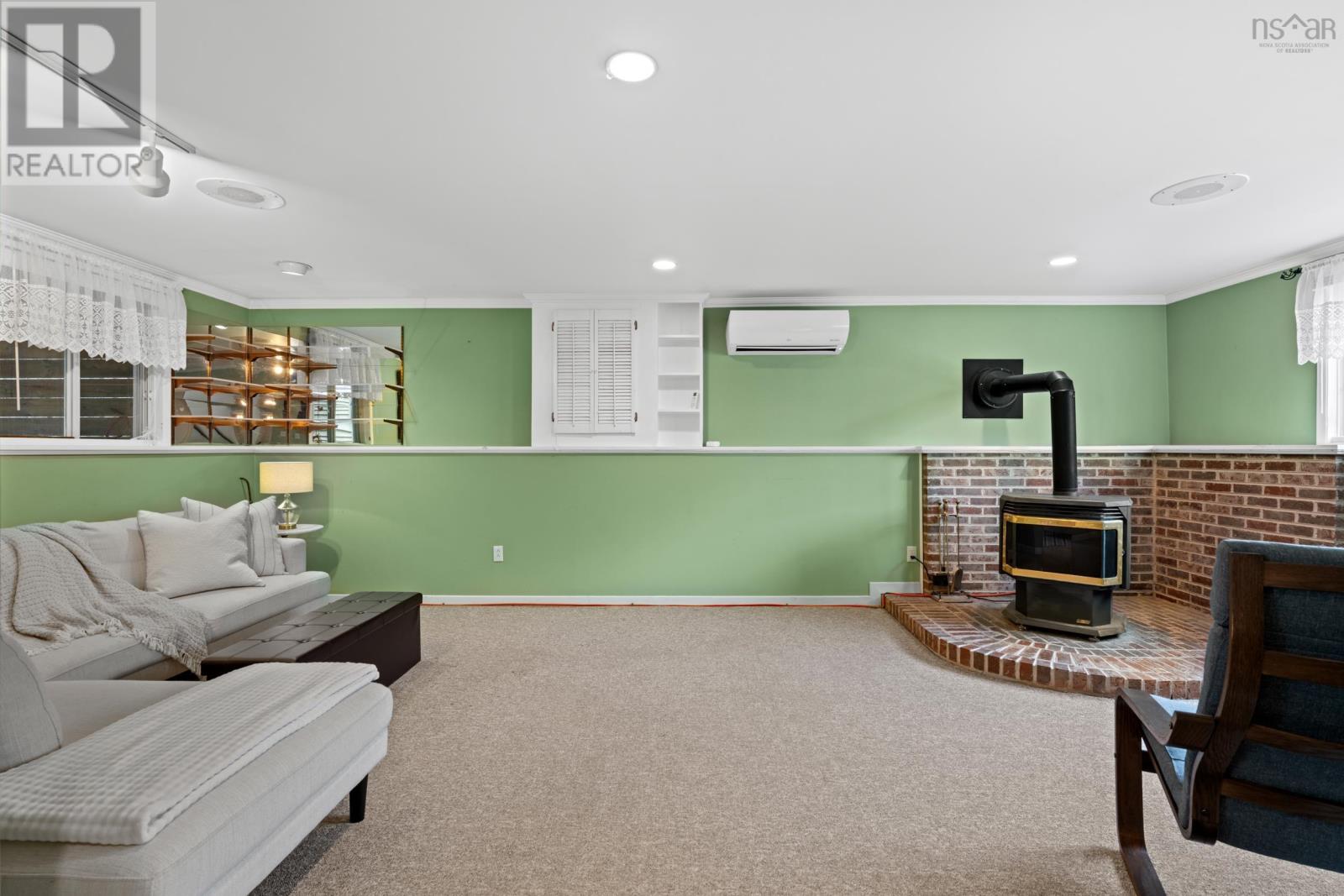 91 Cavalier Drive - 21