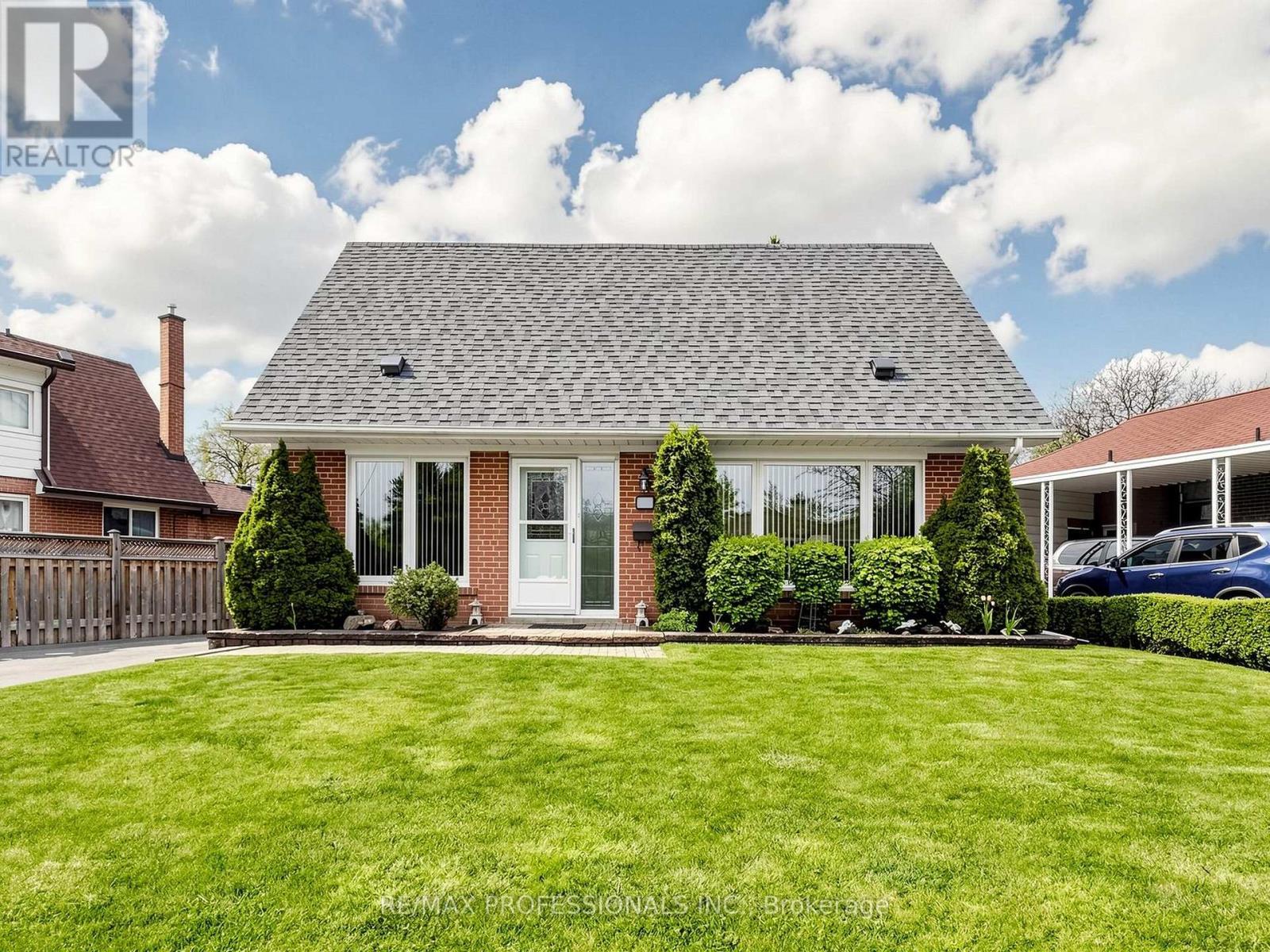 177 ELMHURST DRIVE - 1