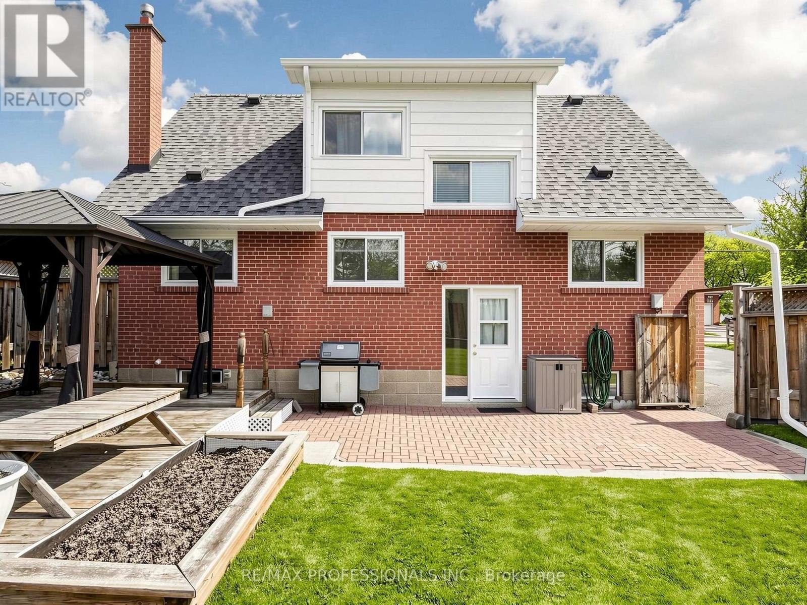 177 ELMHURST DRIVE - 26