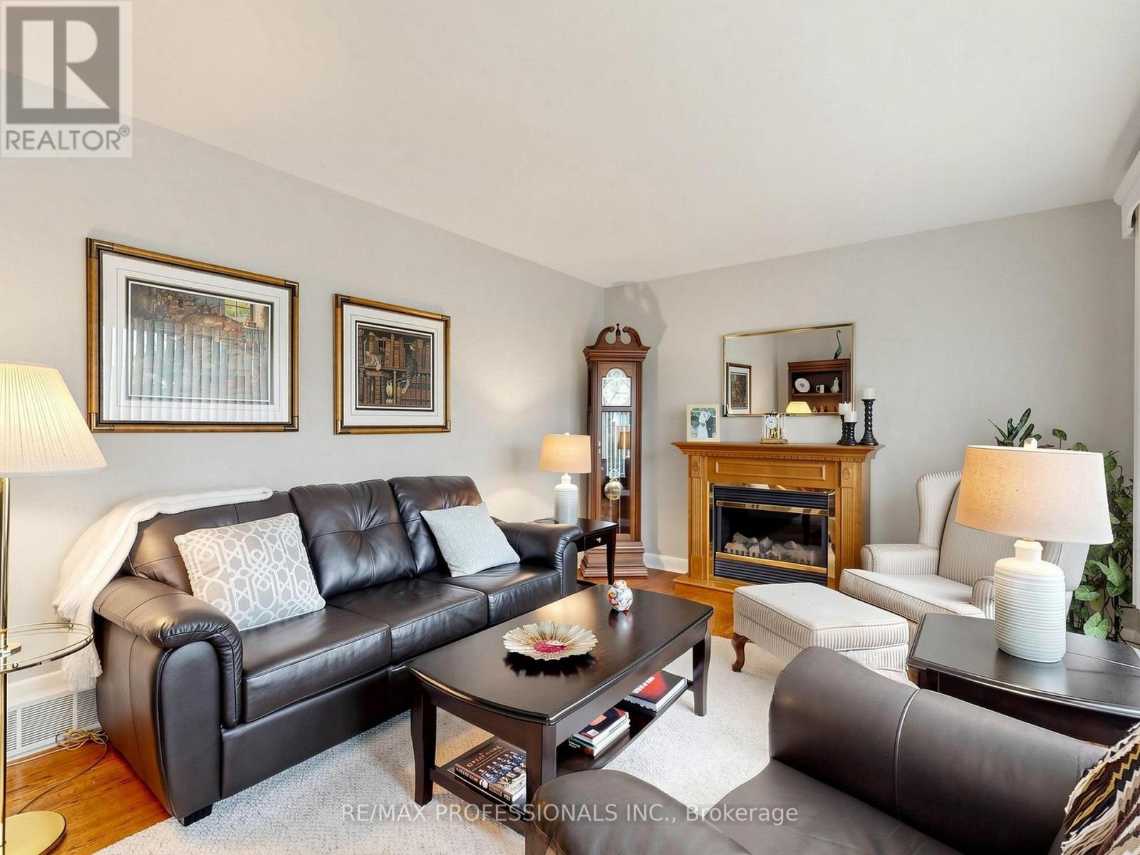 177 ELMHURST DRIVE - 3