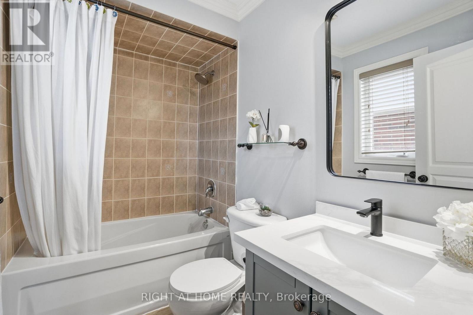 2461 WHISTLING SPRINGS CRESCENT - 34
