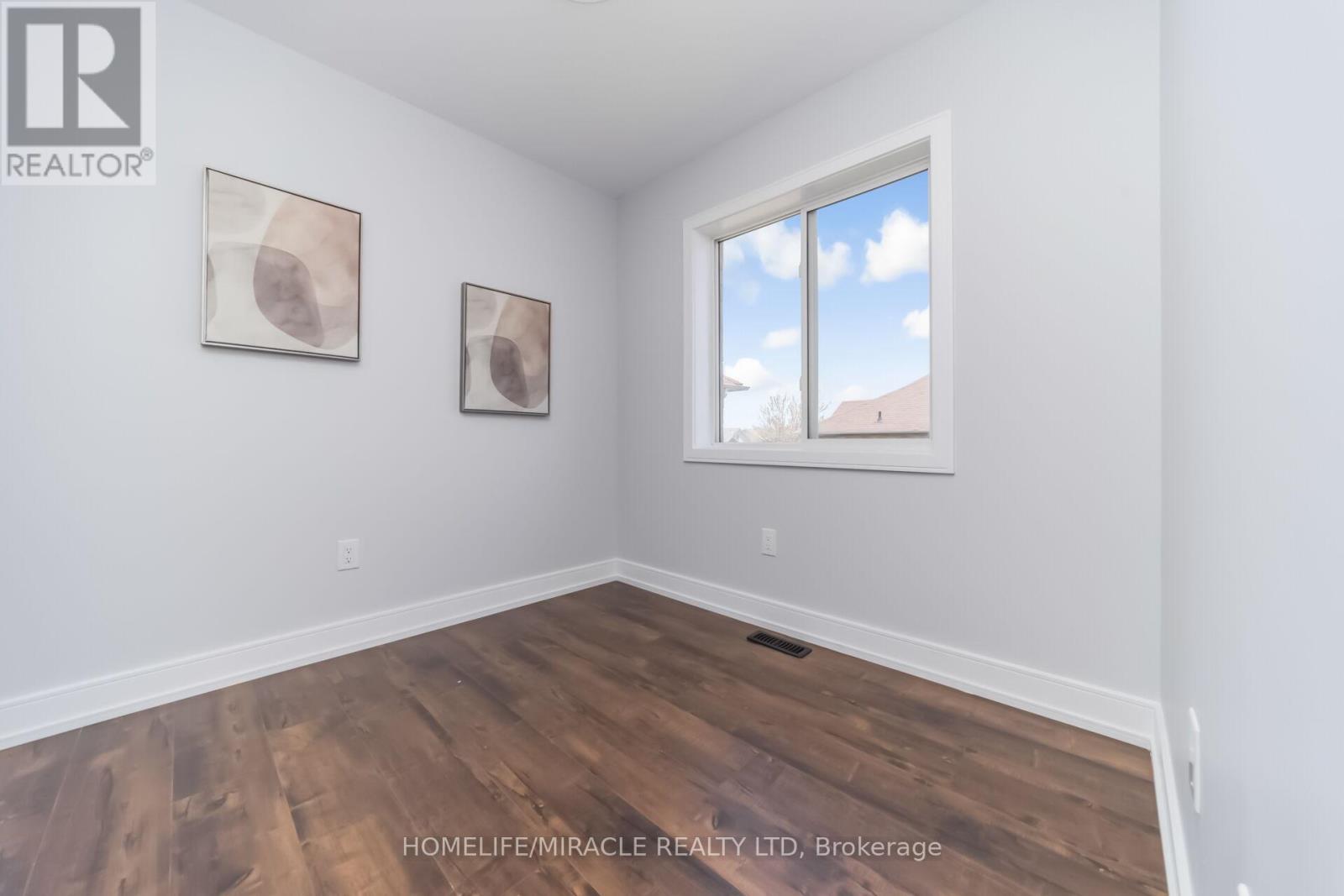 5 CHERRYPLUM WAY - 31