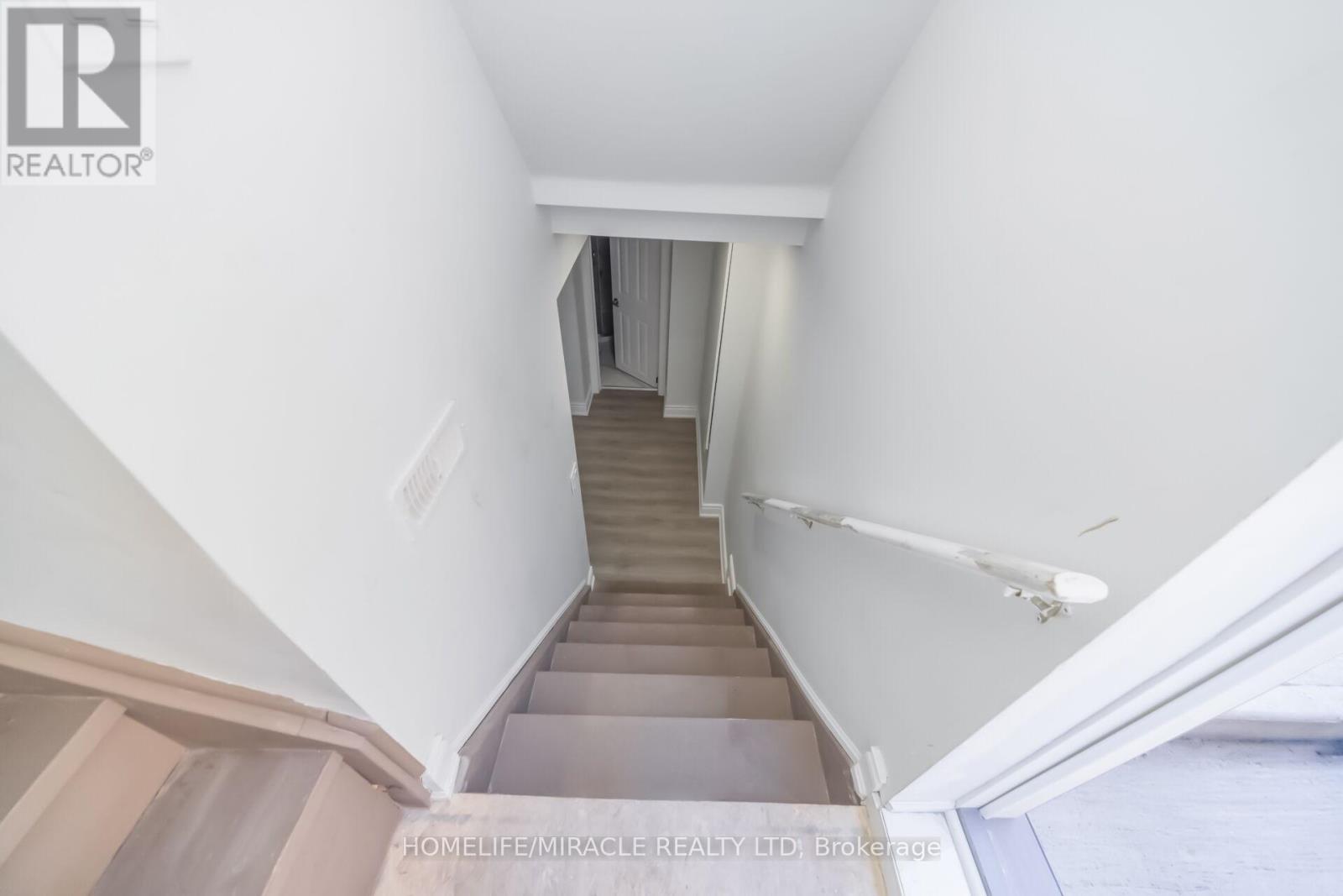 5 CHERRYPLUM WAY - 36
