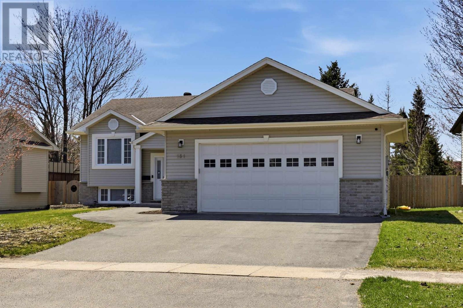 151 Queensgate BLVD, Sault Ste. Marie, Ontario, P6A6X8 — Photo 18