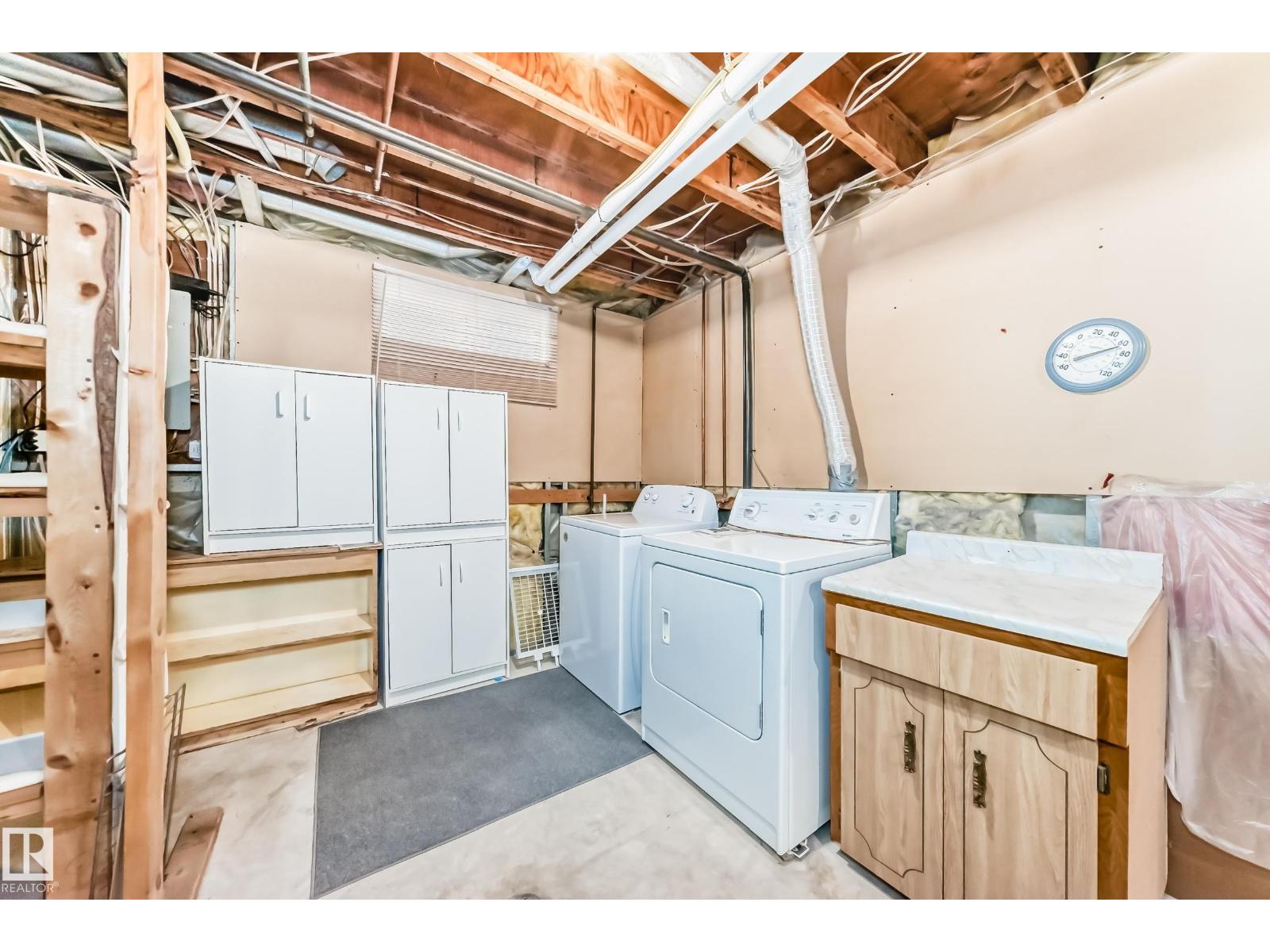 9528 189 ST NW - 34
