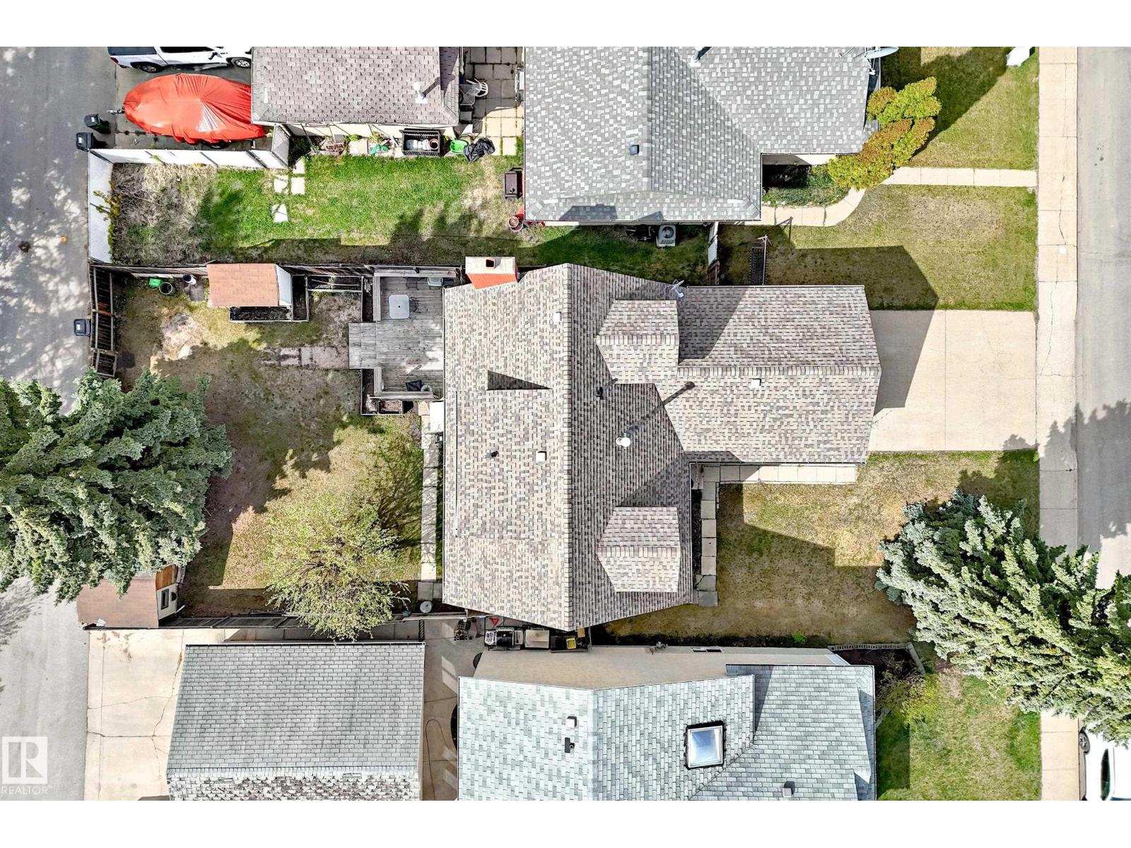 9528 189 ST NW - 43