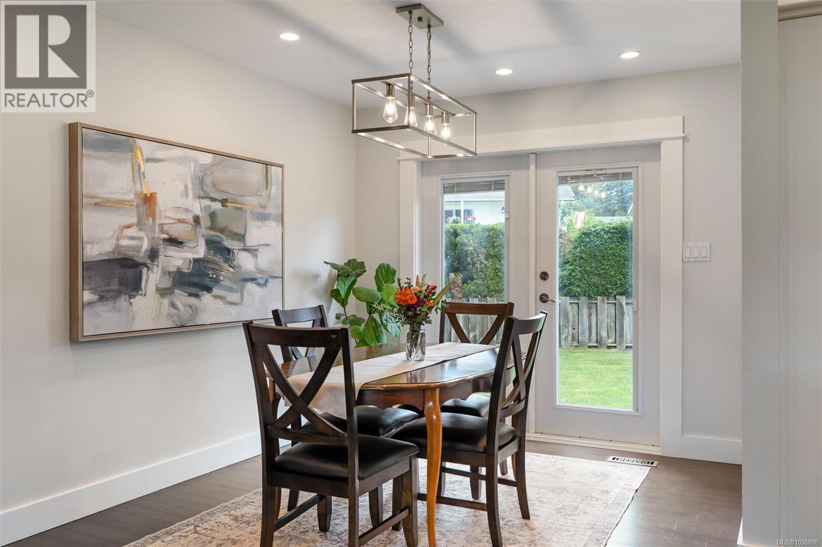 1582 Fremont Pl - 8