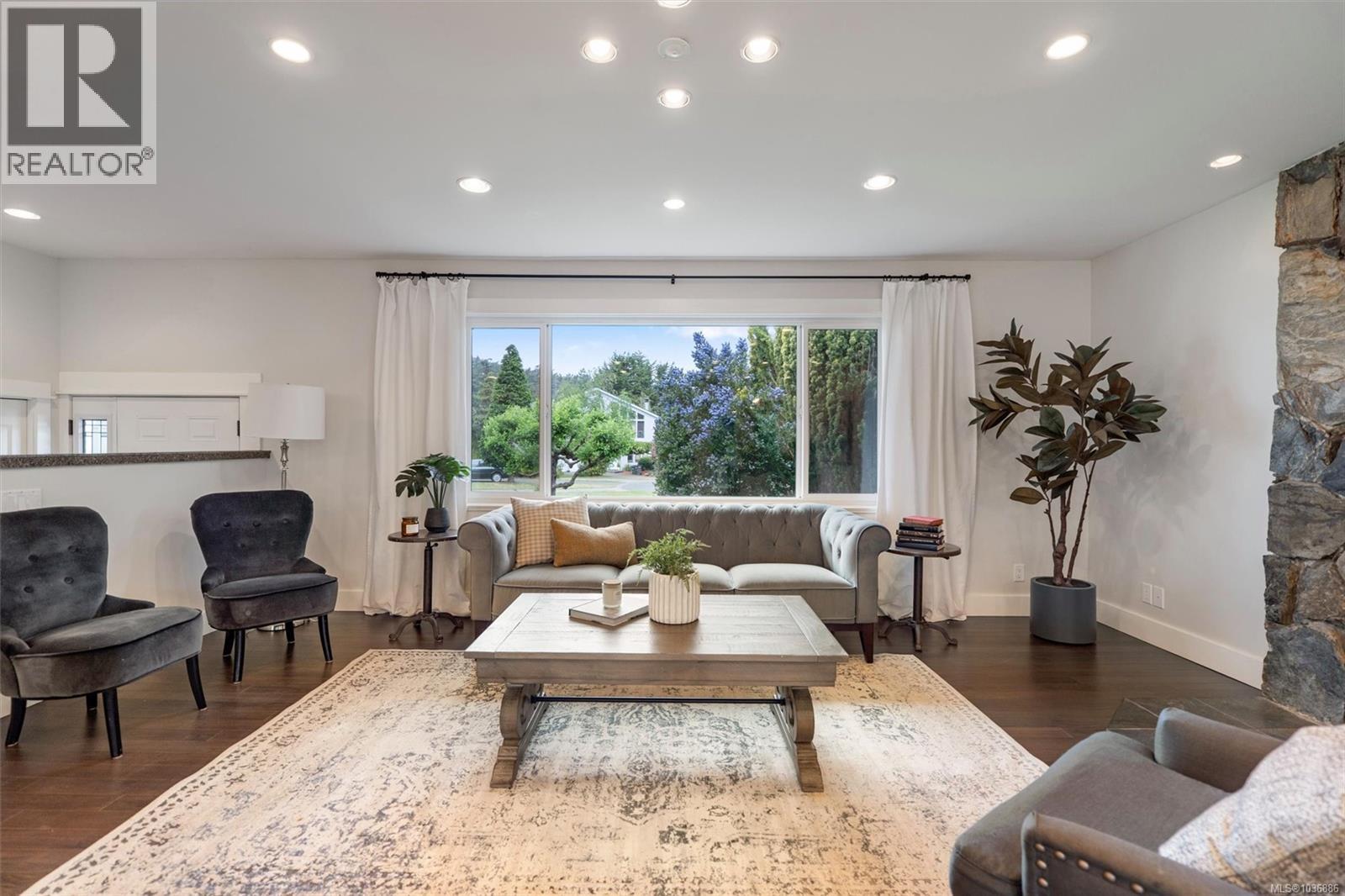 1582 Fremont Pl - 13