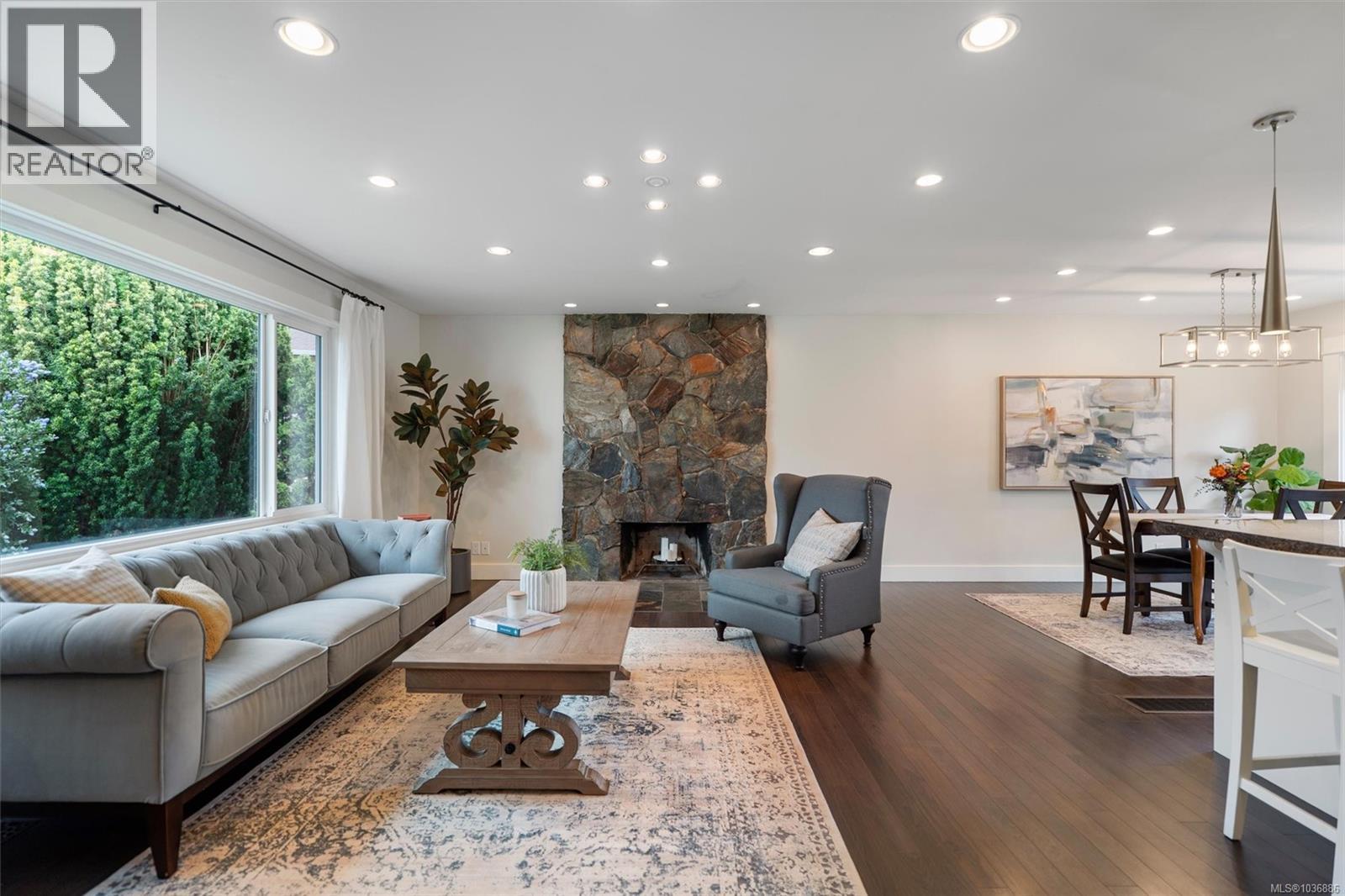 1582 Fremont Pl - 6