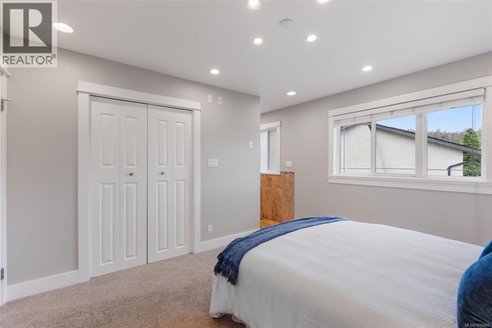 1582 Fremont Pl - 15