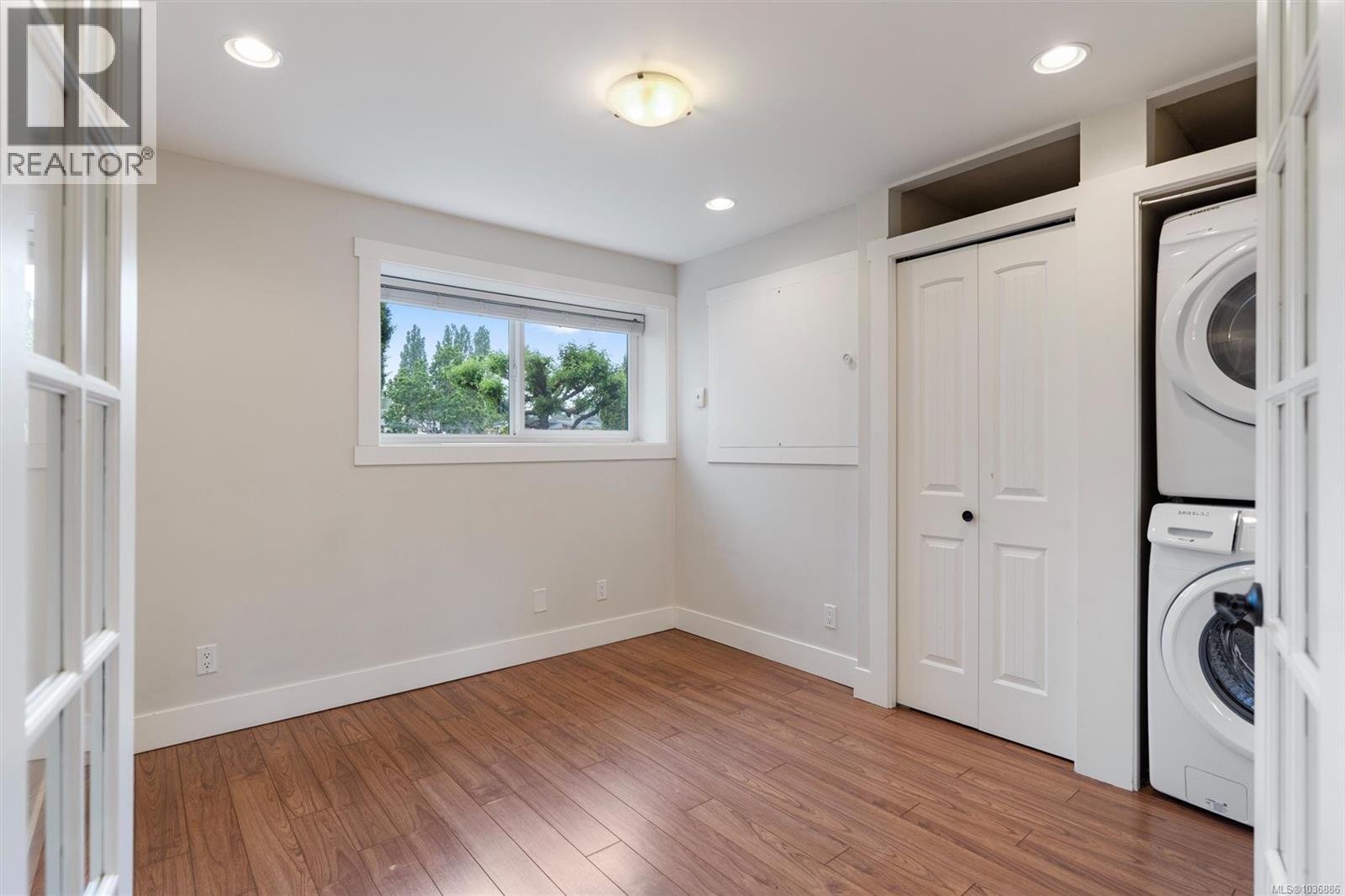 1582 Fremont Pl - 25