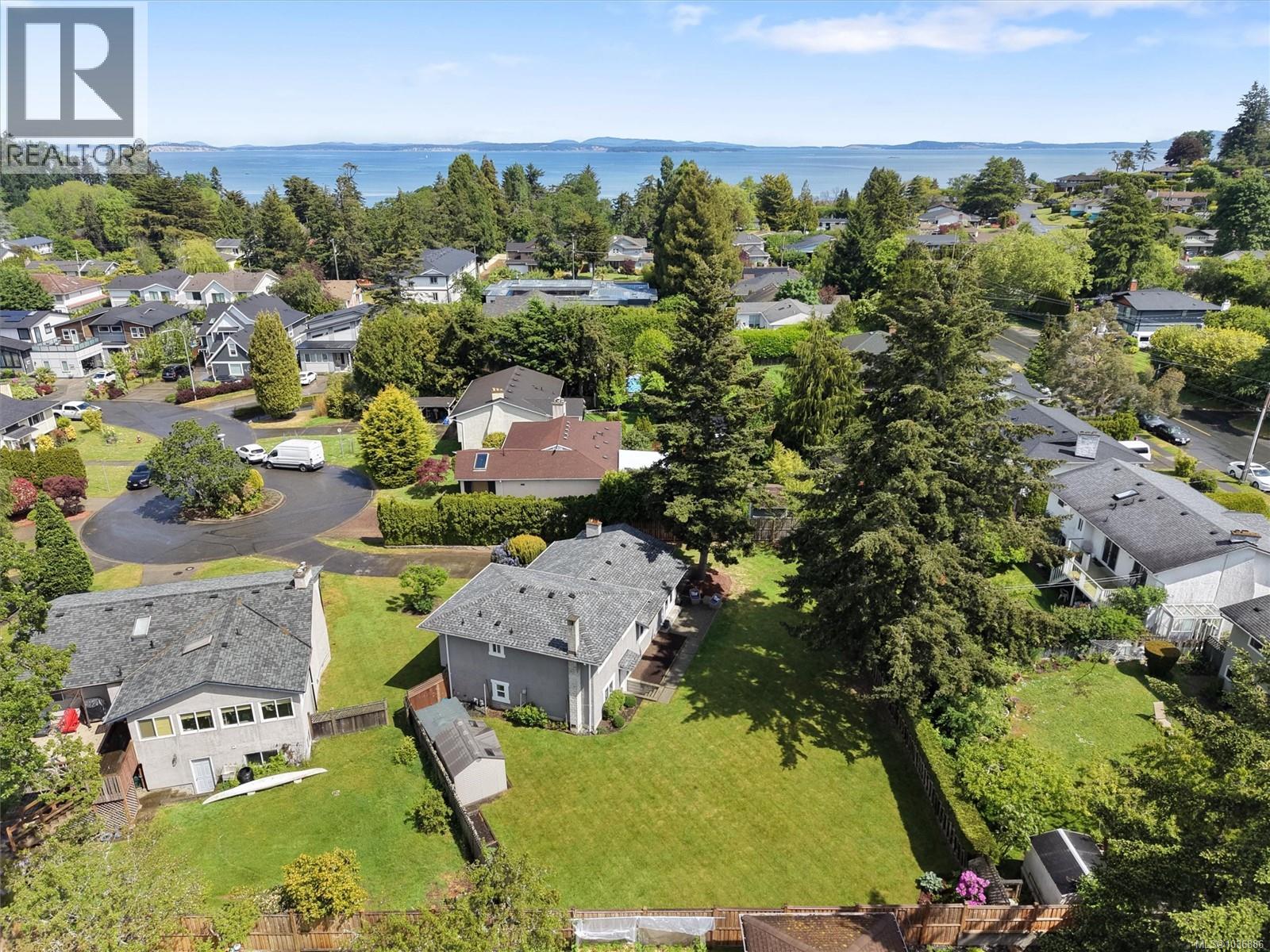 1582 Fremont Pl - 32