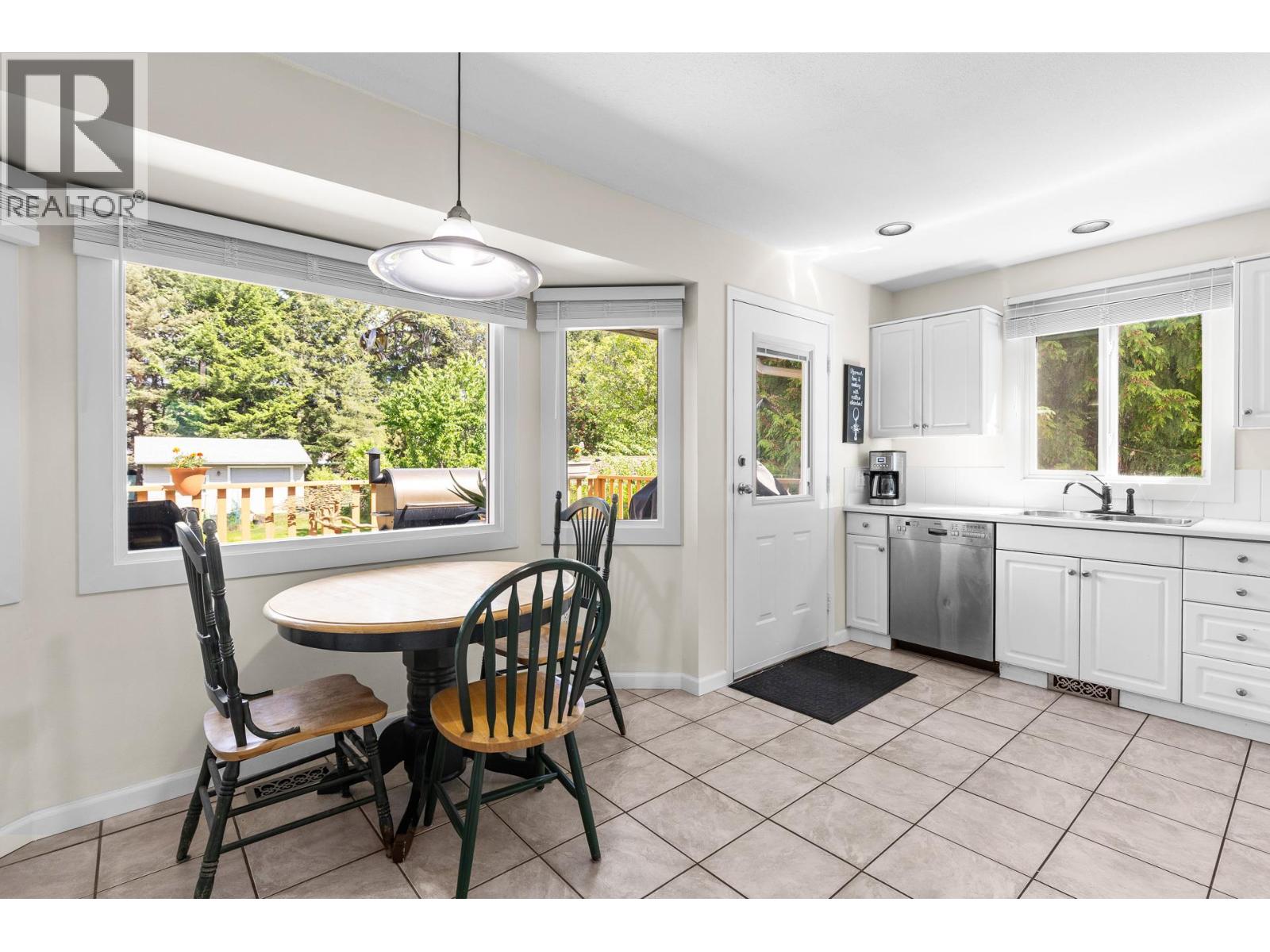 9631 Jensen Road - 12