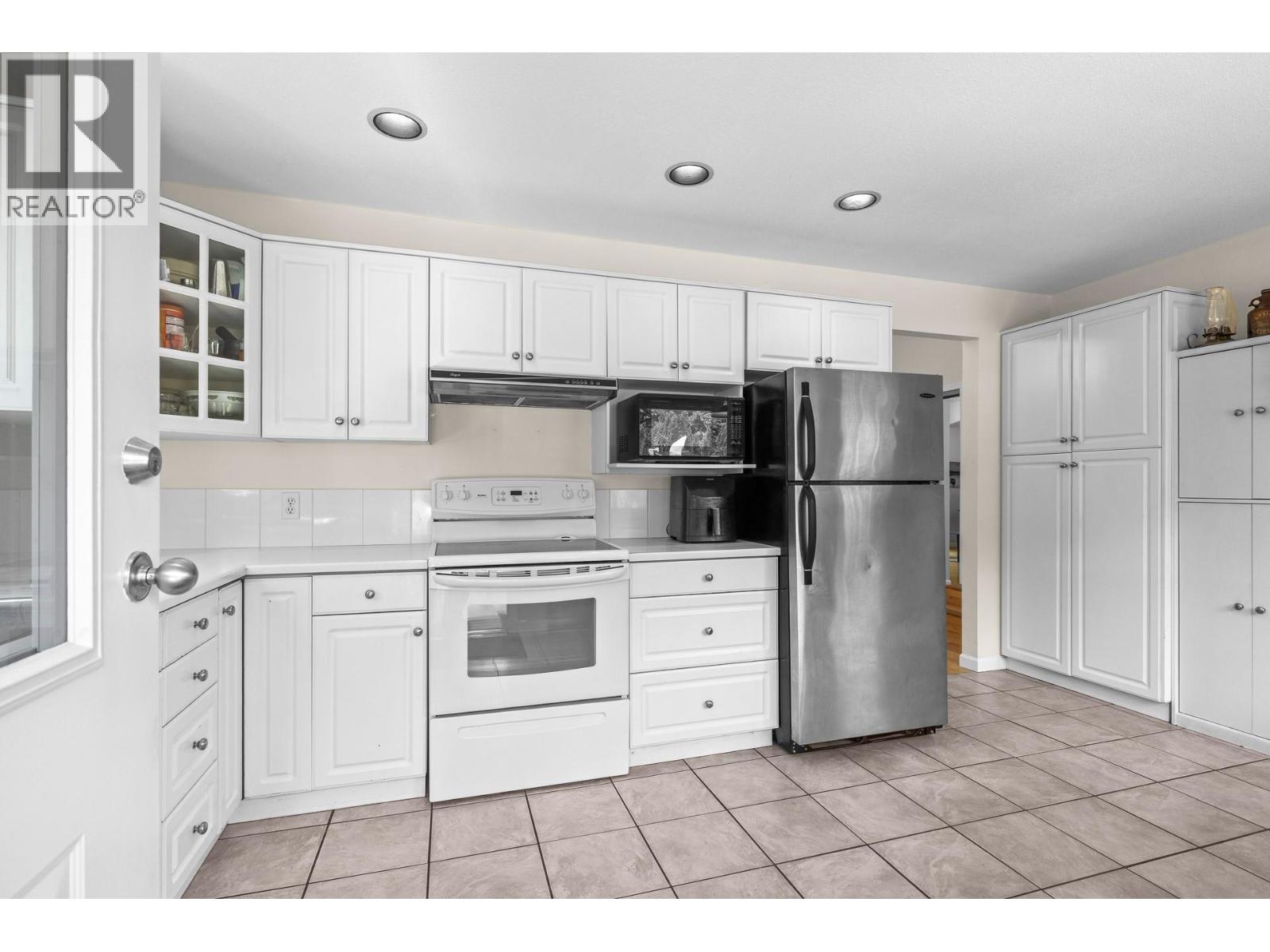 9631 Jensen Road - 11