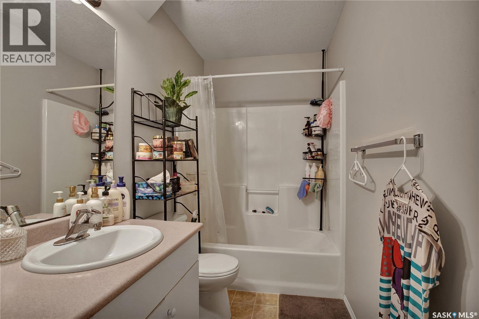 1418 B AVENUE N - 23