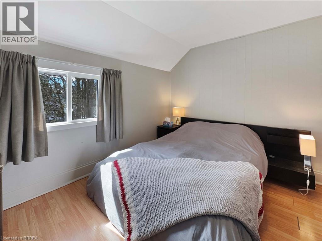 575 GEORGE Street - 18