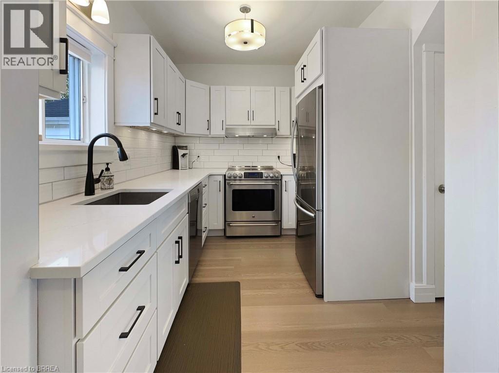 575 GEORGE Street - 8