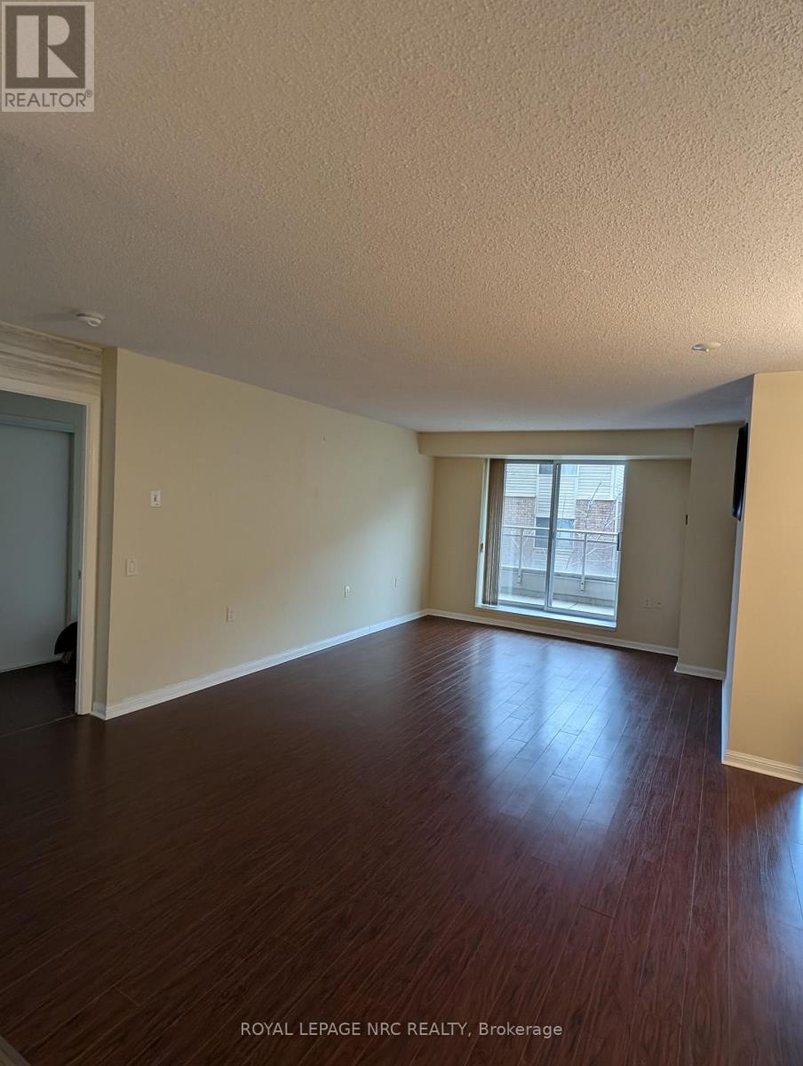 #223 650 LAWRENCE AVENUE W - 5