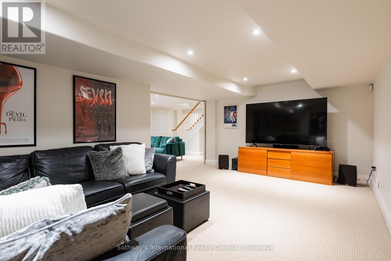 237 BURGUNDY DRIVE - 29