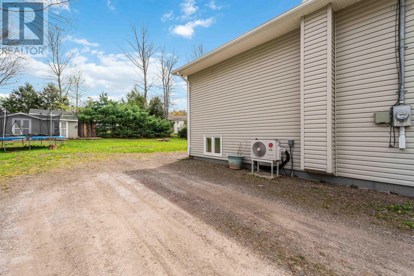 Property 42 of 49 of 2774 Poplar Drive Coldbrook NS B4R 1A8