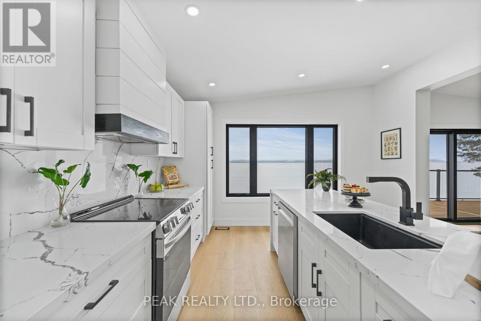 5 MCGILL DRIVE - 25
