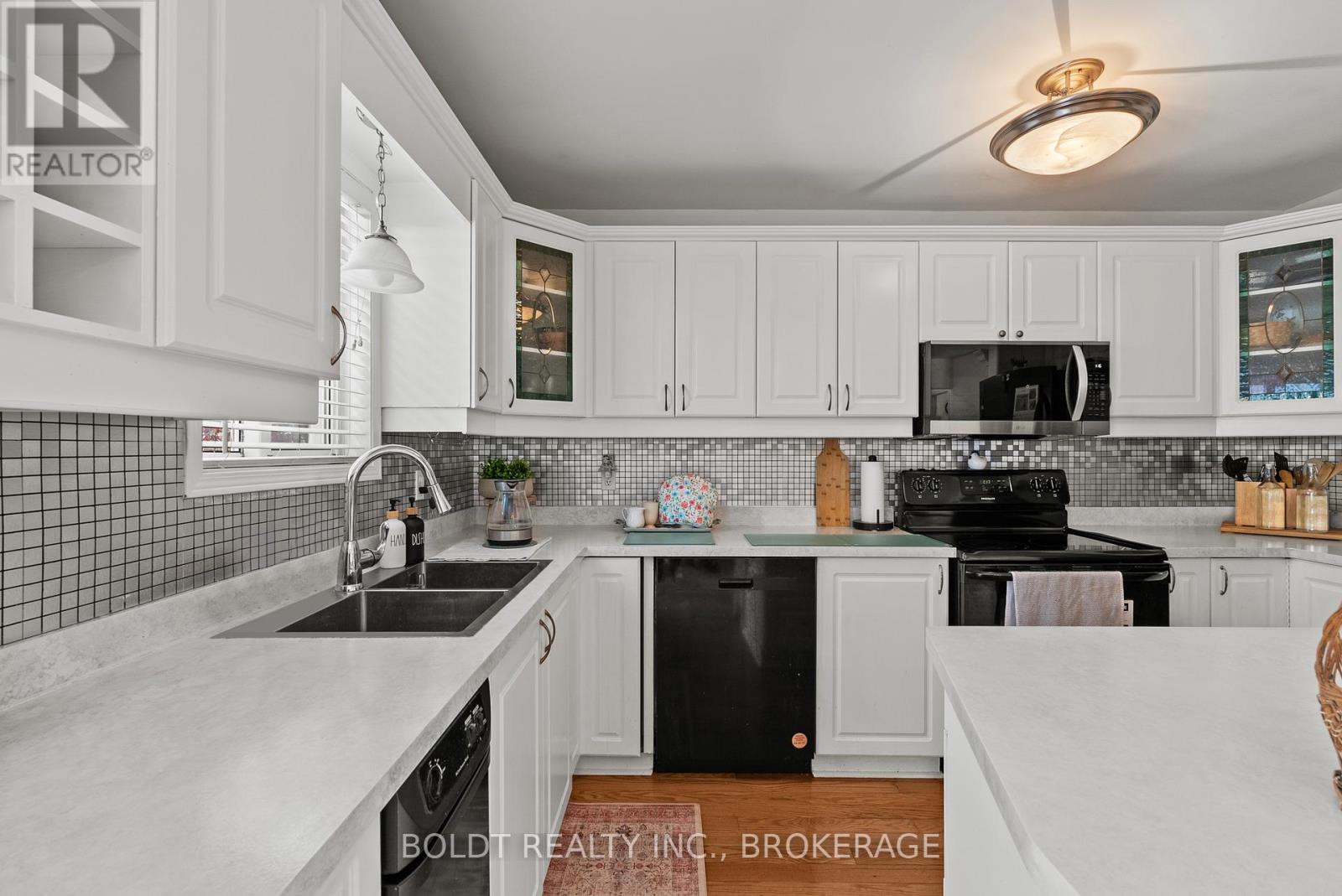 4333 SOUTHERLAND COURT - 13