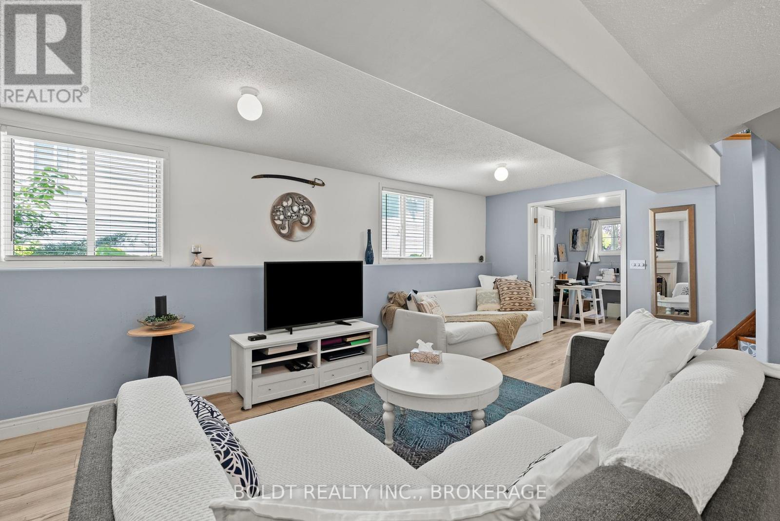 4333 SOUTHERLAND COURT - 20
