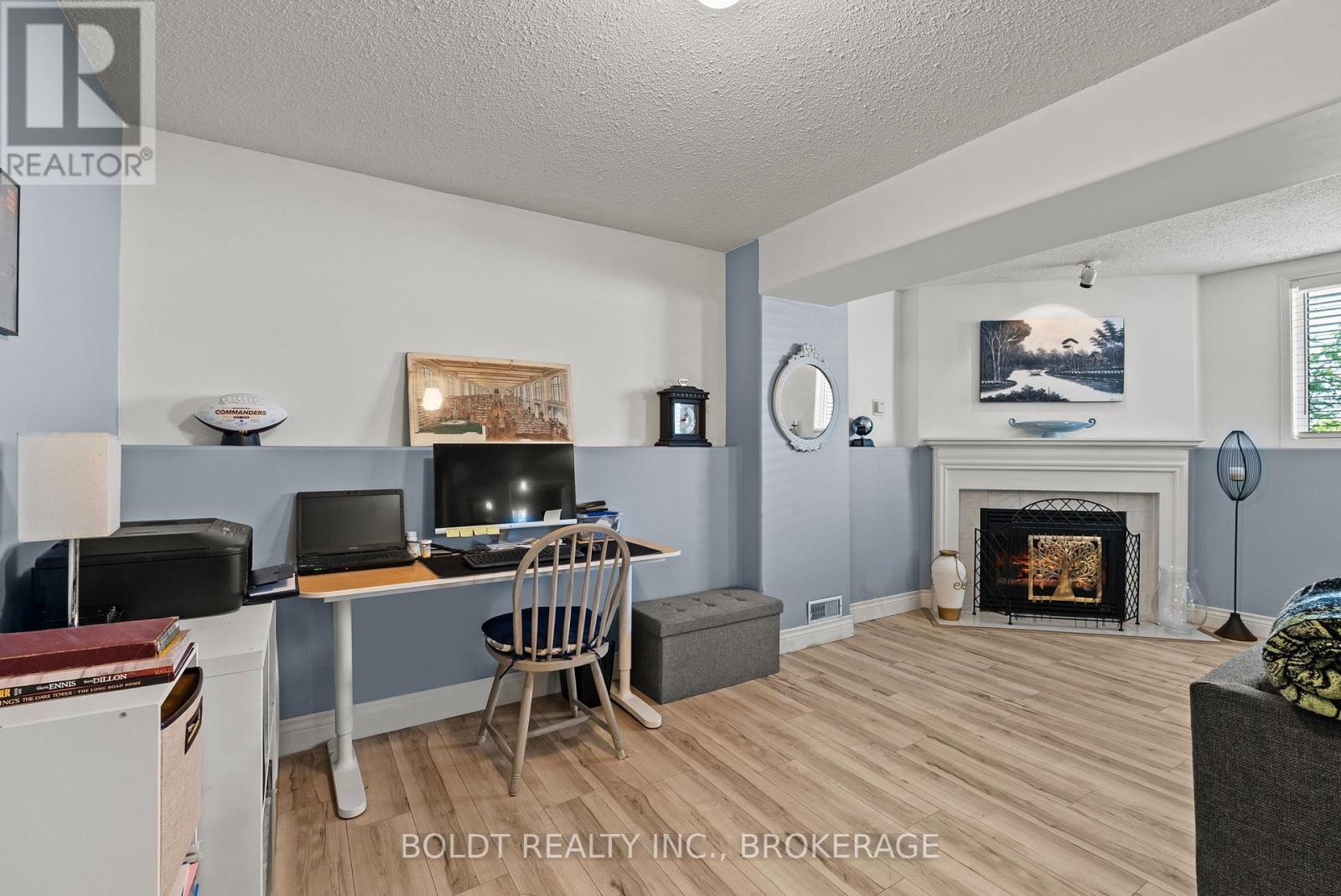 4333 SOUTHERLAND COURT - 22