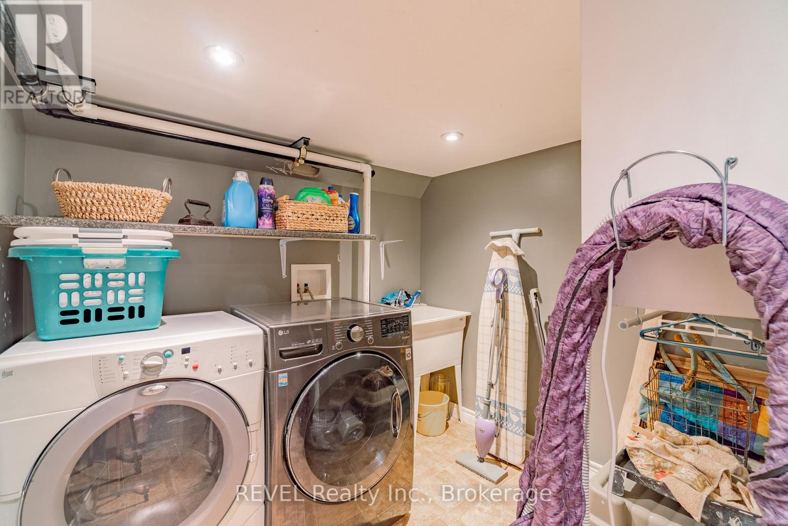 719 WELLAND ROAD - 30