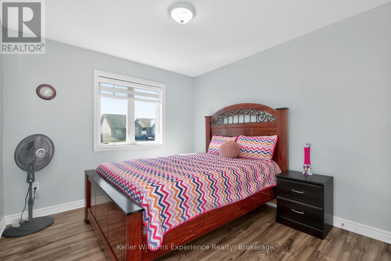 992 COOK DRIVE - 26