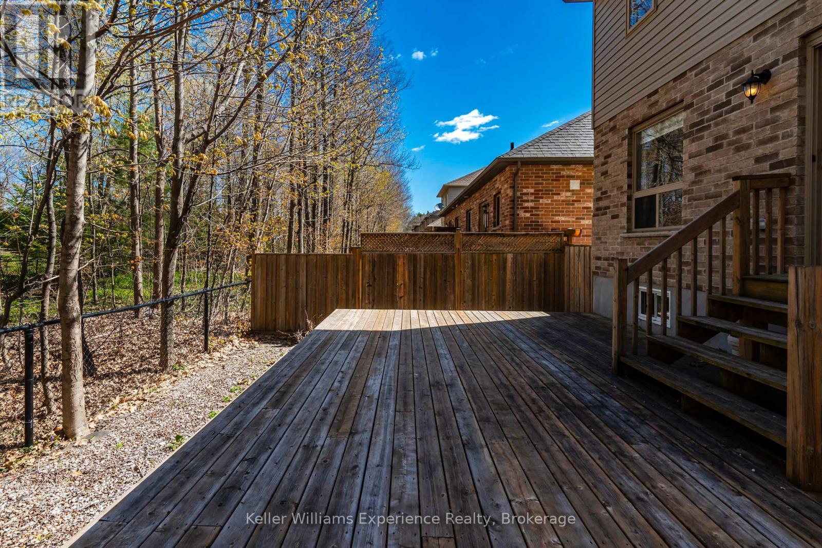 992 COOK DRIVE - 32