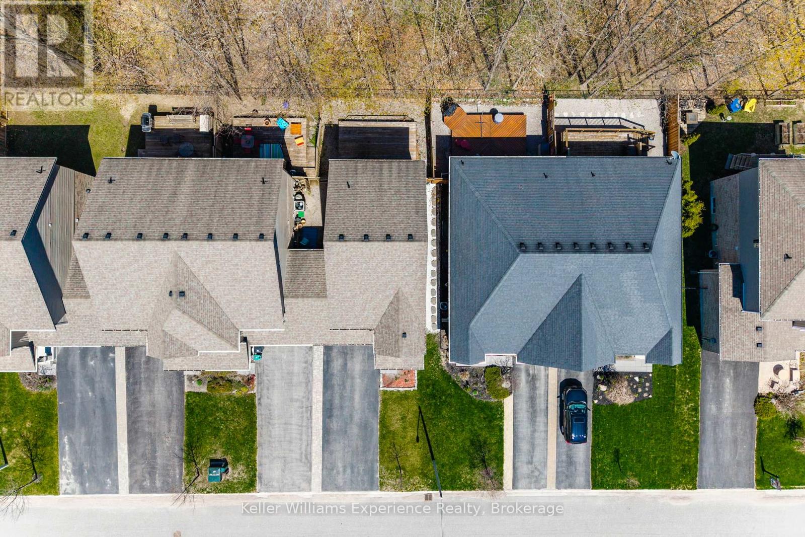 992 COOK DRIVE - 34