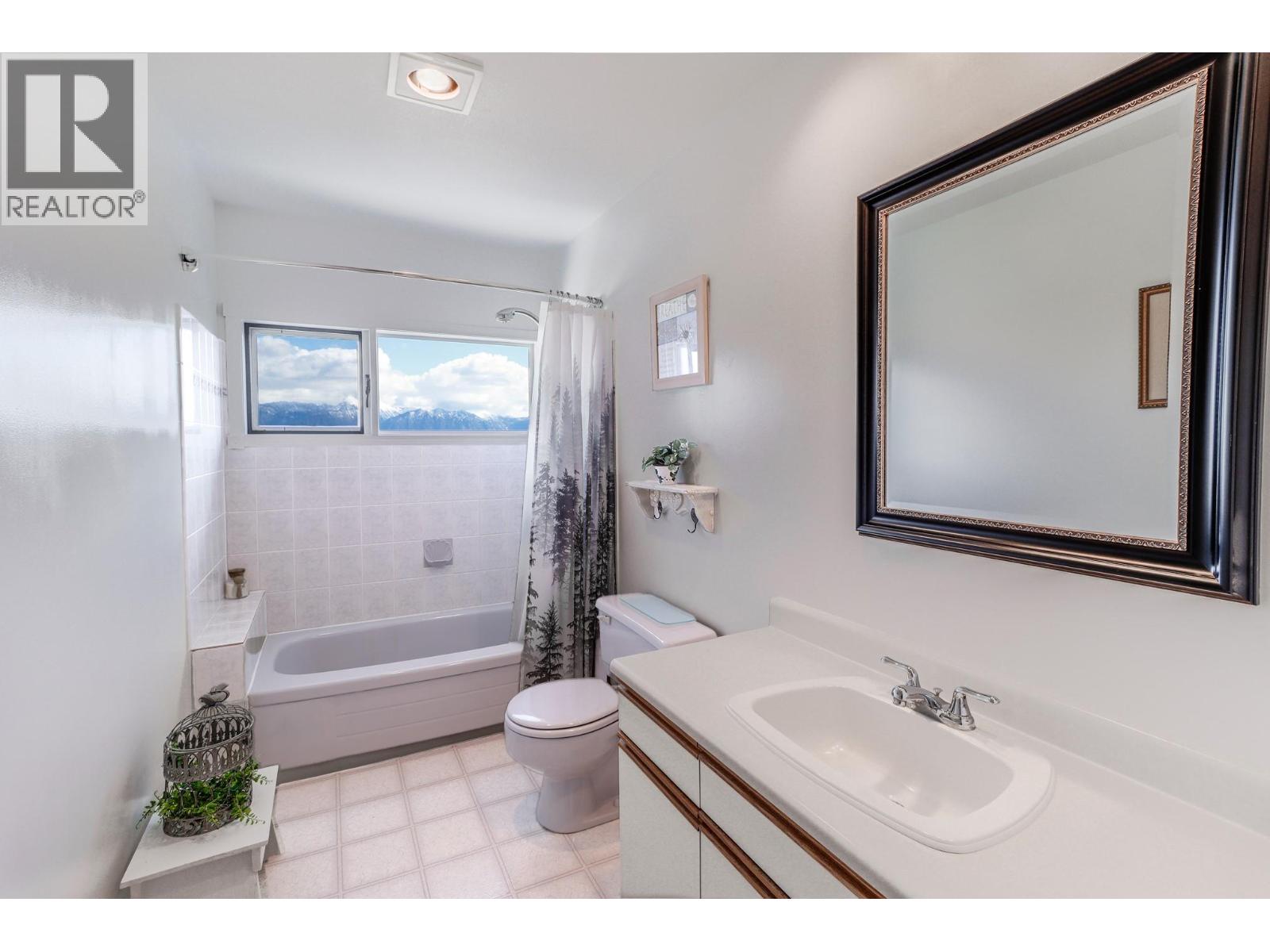 9617 CLEARVIEW Road - 40