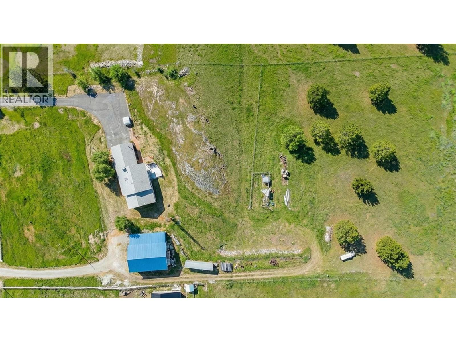 9617 CLEARVIEW Road, Cranbrook