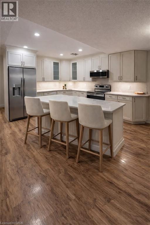 15 ELIZABETH Street, Mississauga, Ontario, L5G2Z3 — Photo 4