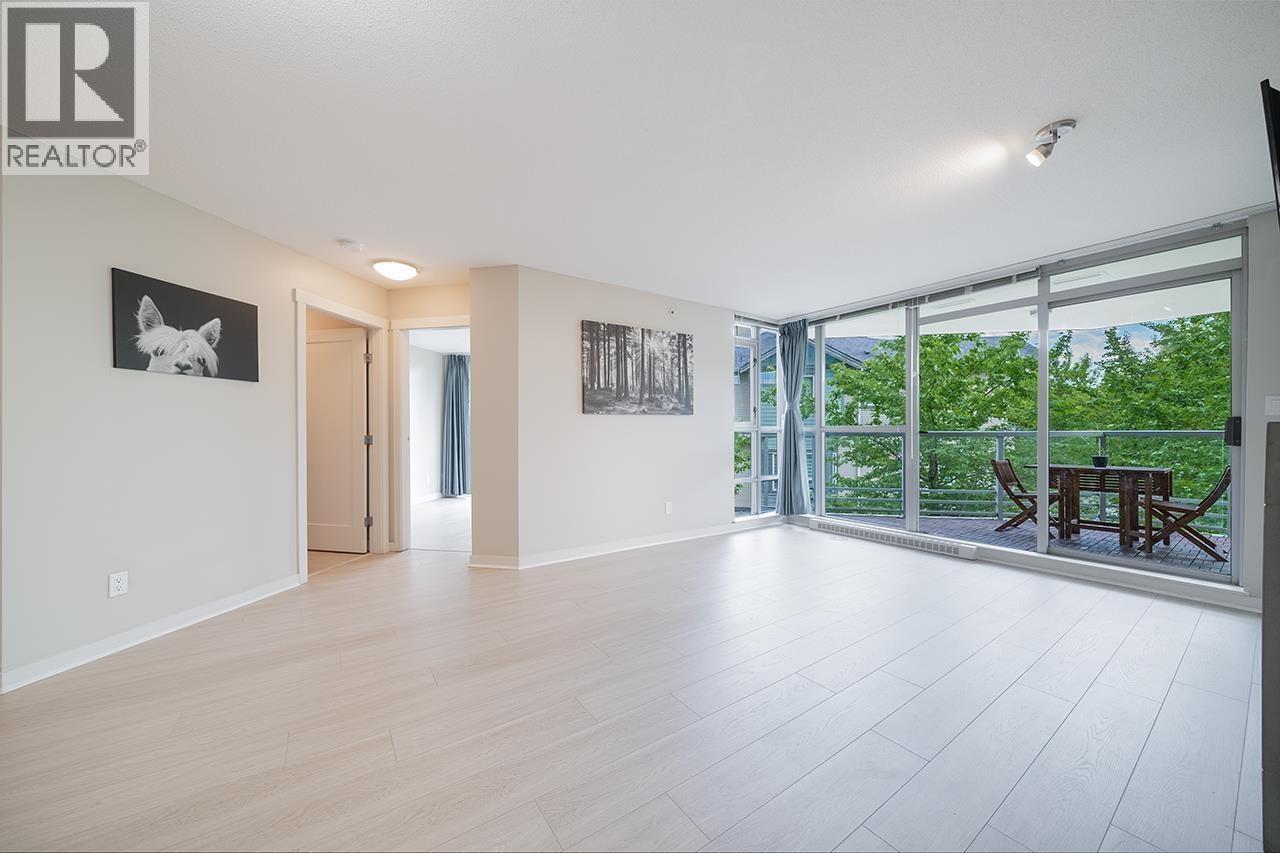2xx 9373 HEMLOCK Drive - photo 2