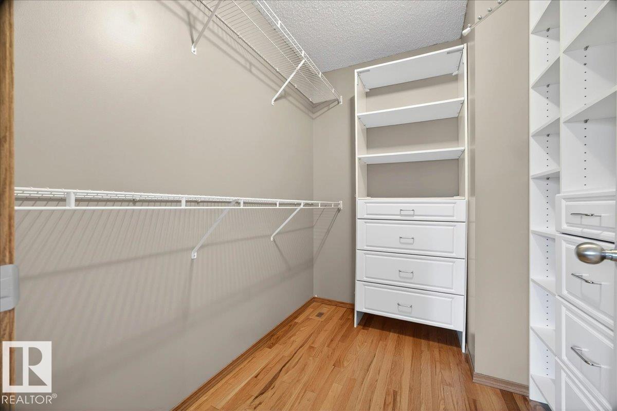 11824 13 AV NW - 39