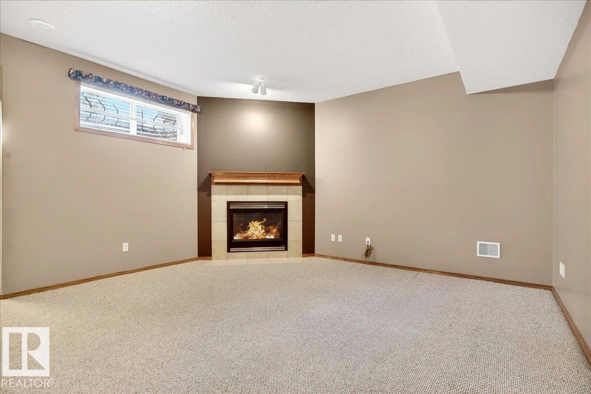 11824 13 AV NW - 47
