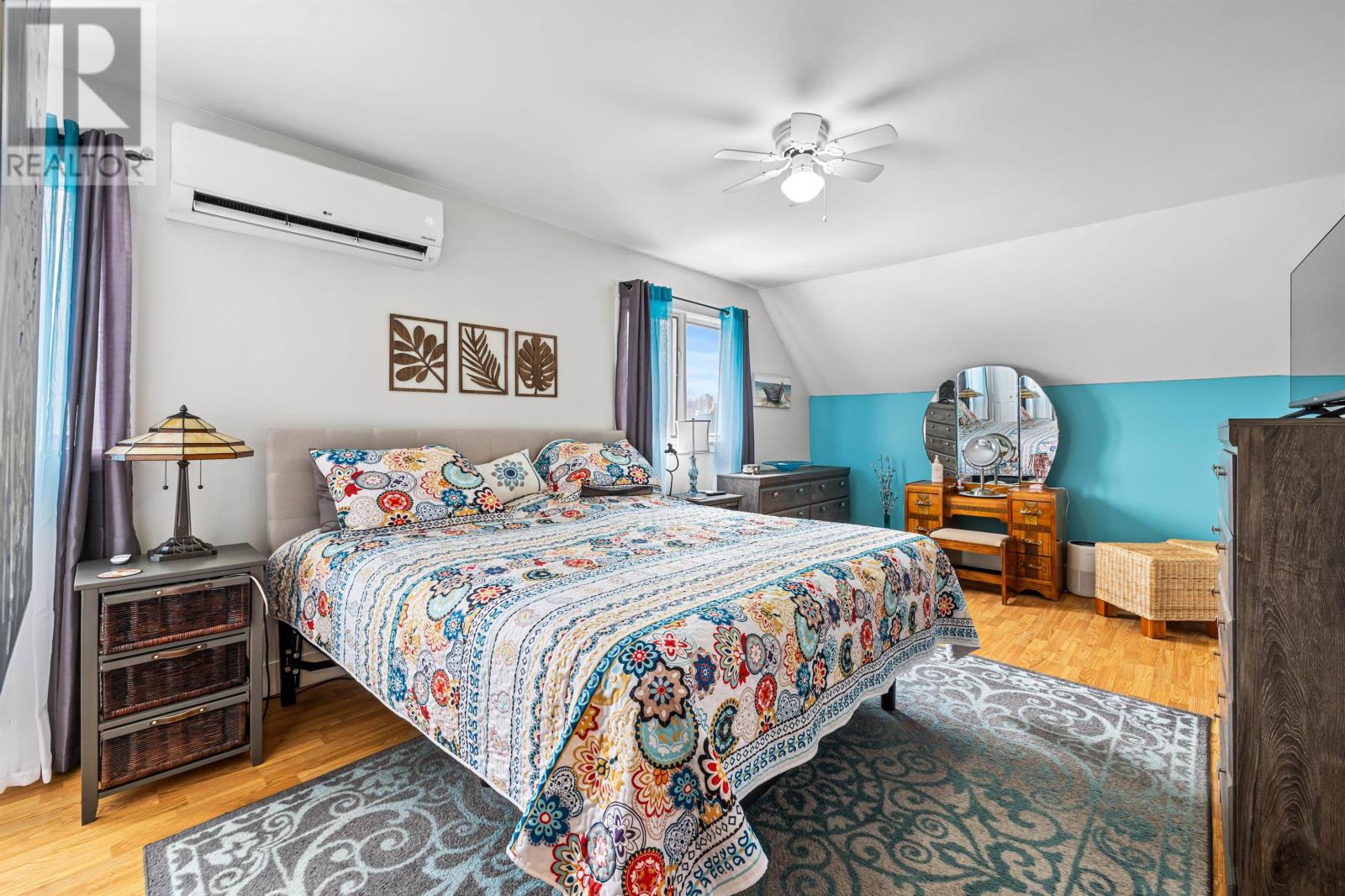 14 Laura Jean Crescent - 25