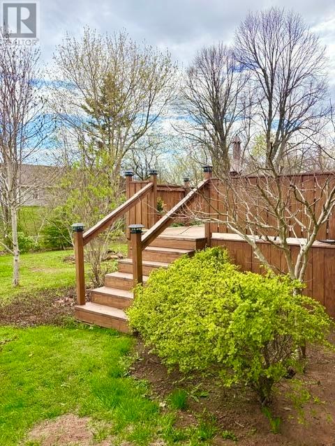 14 Laura Jean Crescent - 42