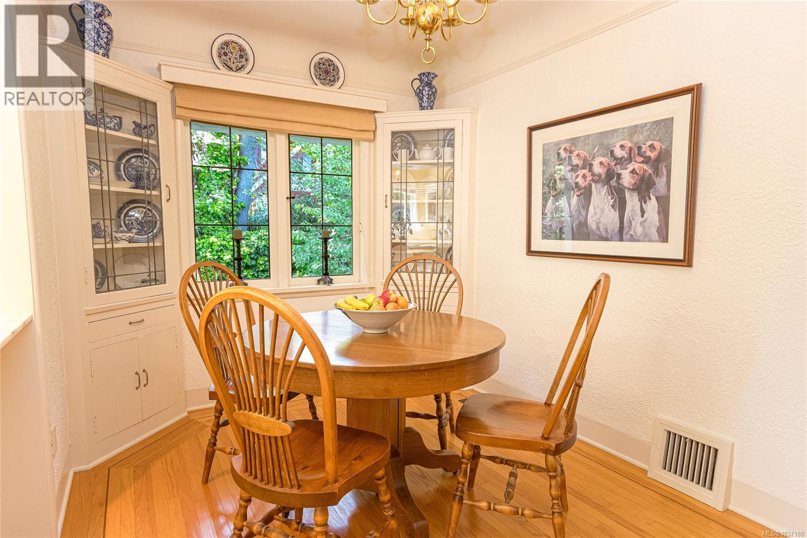 812 Langham Crt - 14