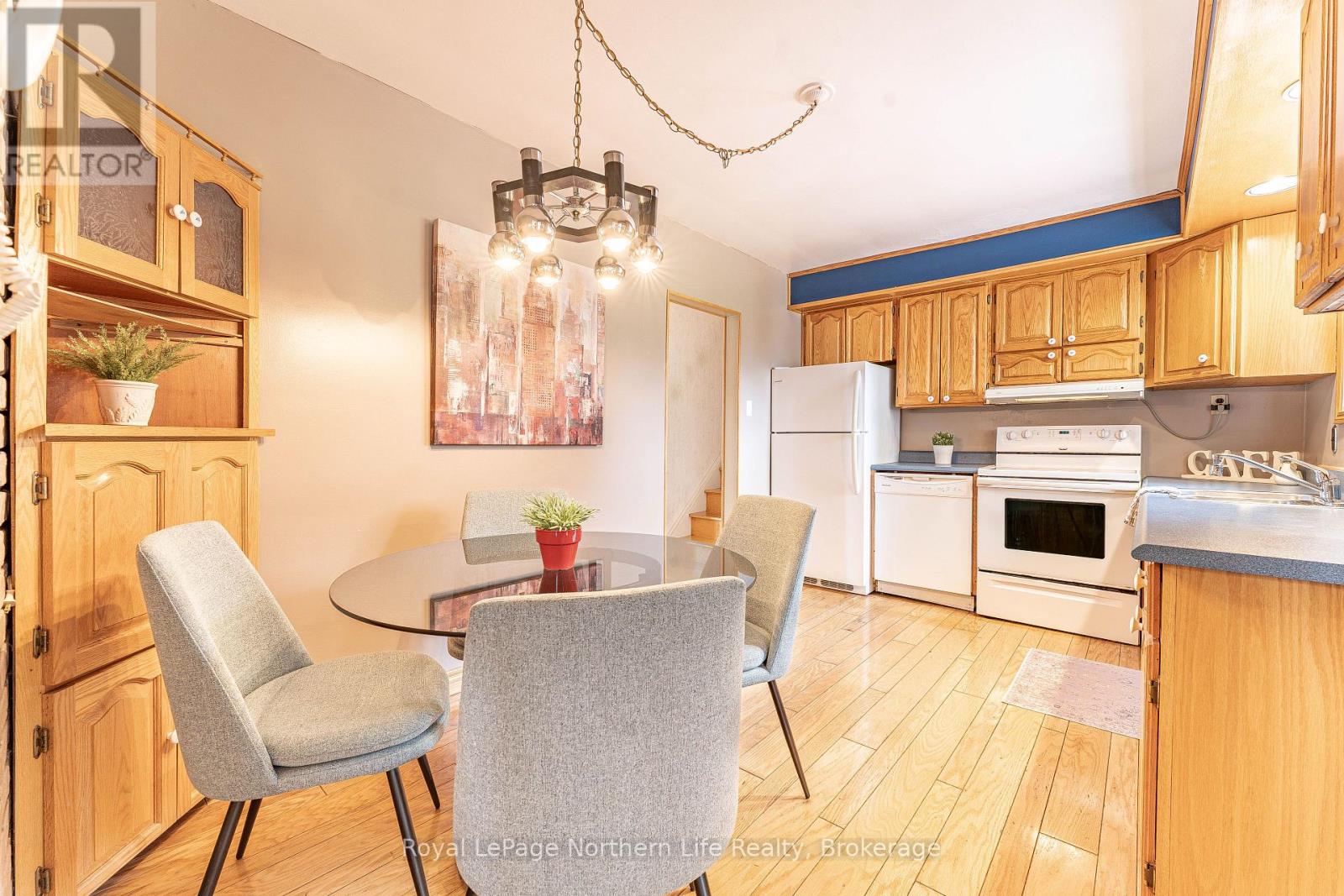 1608 PARKWOOD DRIVE - 11
