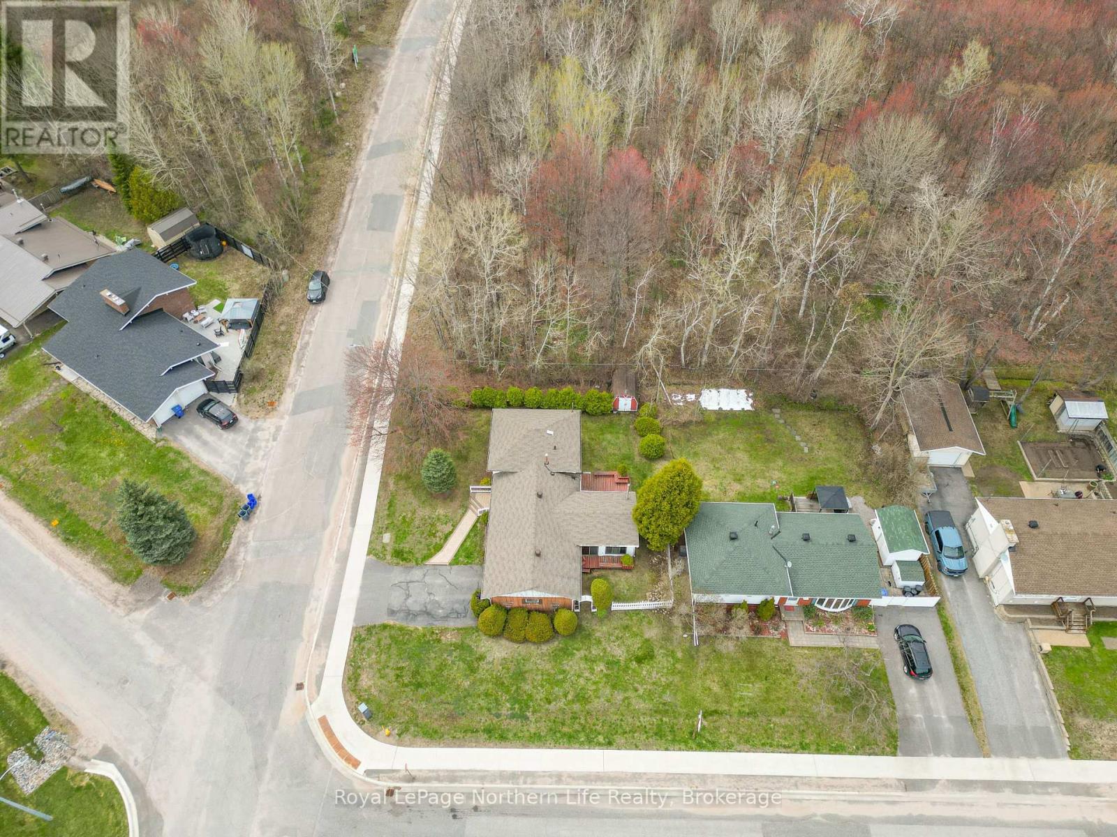 1608 PARKWOOD DRIVE - 40