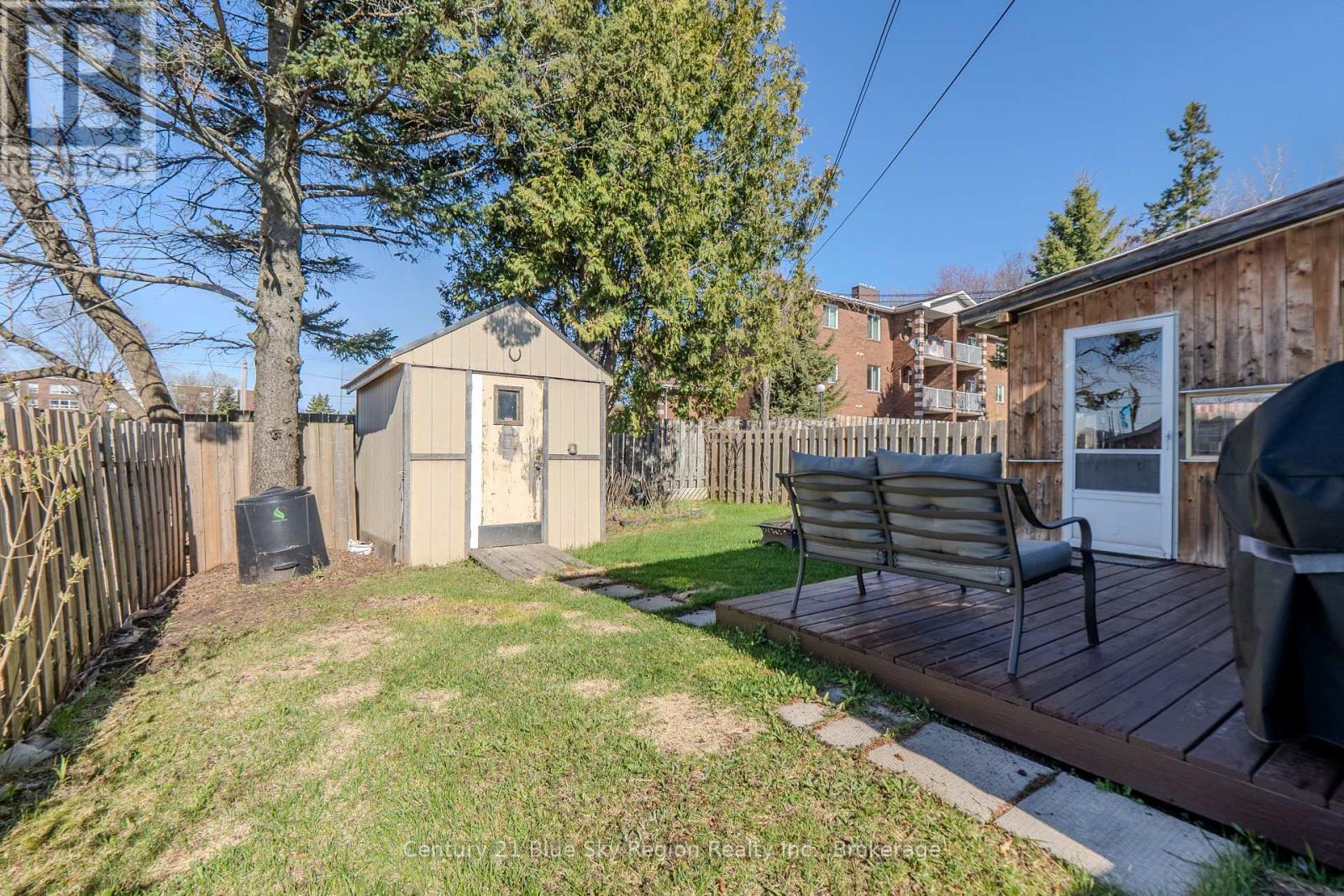 513 BRENNAN STREET - 29