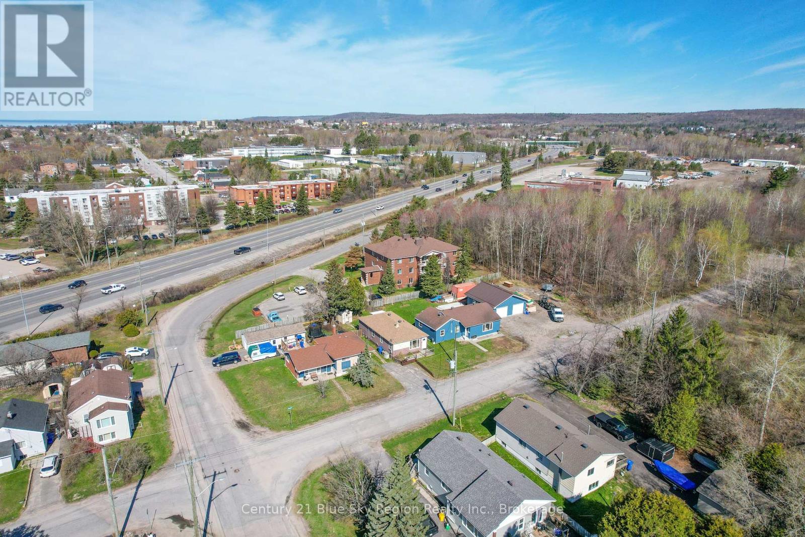513 BRENNAN STREET - 35