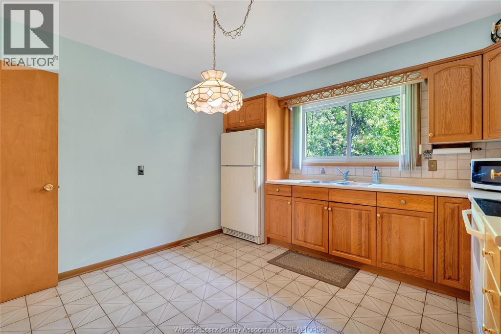 1830 Randolph AVENUE, Windsor, Ontario, N9B2W3 — Photo 9