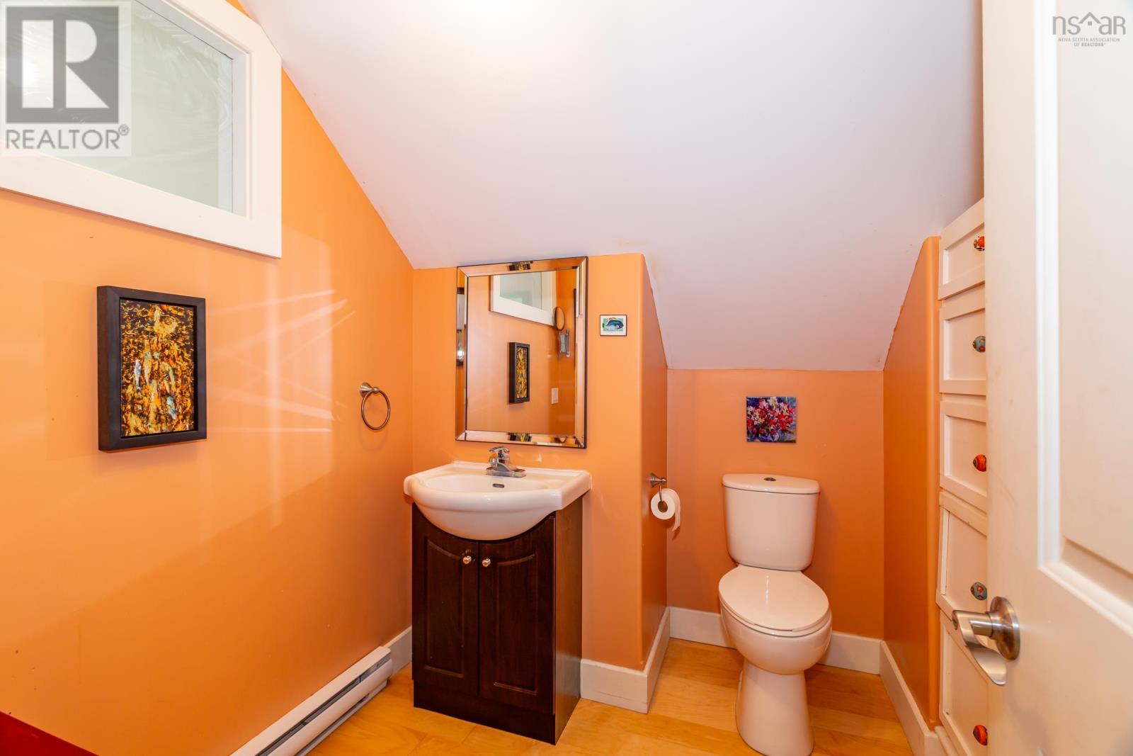 5360 Granville Road - 32